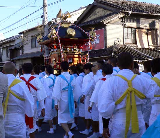 秋の播州祭り「高砂祭り」神輿