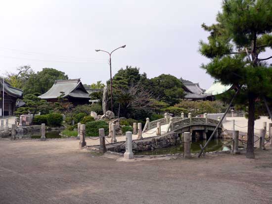 曽根天満宮　心池