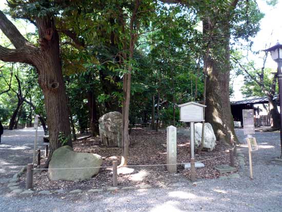 幕末志士ゆかりの練兵館跡　靖国神社にて