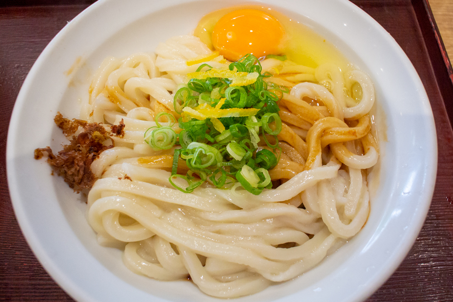 二代目甚八 伊勢うどん 卵のせ