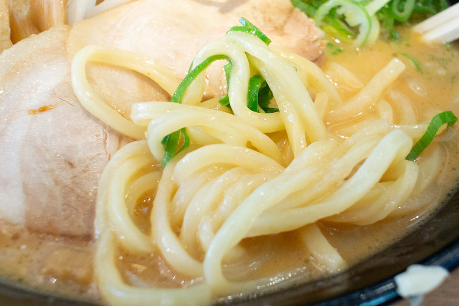 元祖博多 中洲屋台ラーメン 一竜 御茶ノ水北店