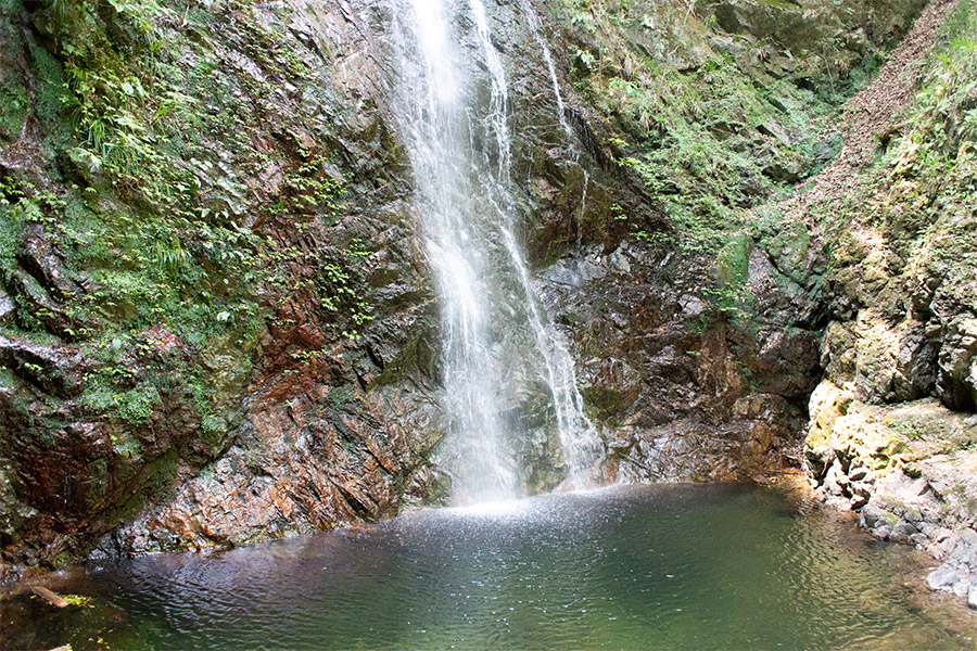 払沢の滝（滝つぼ付近）