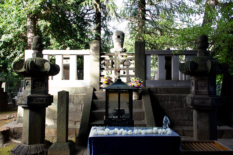 麟祥院の春日忌