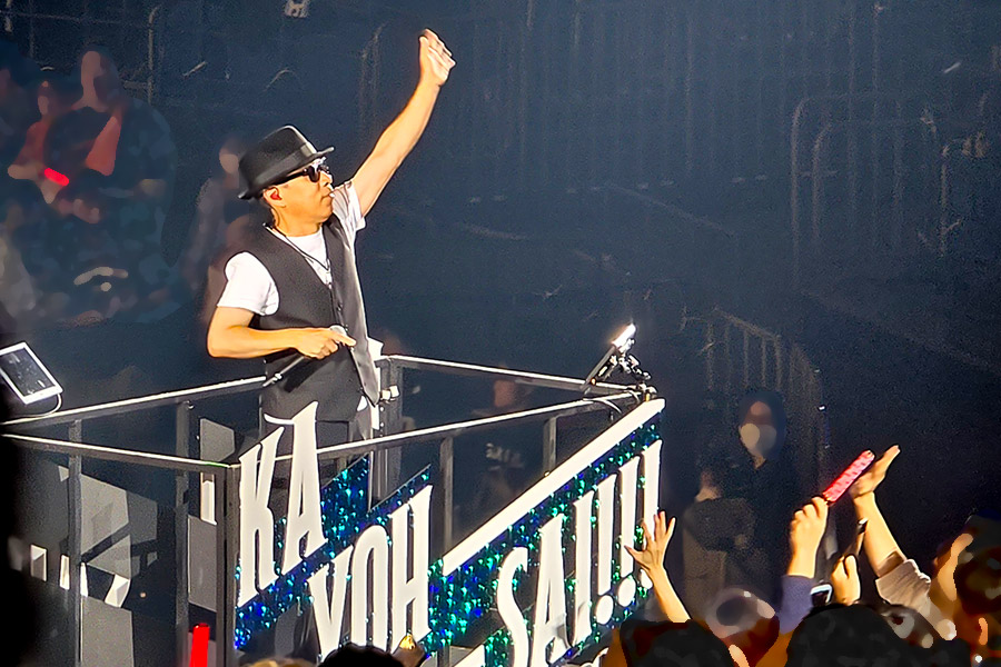 ナインティナインのオールナイトニッポン歌謡祭 2025写真撮影タイム:YAH YAH YAH