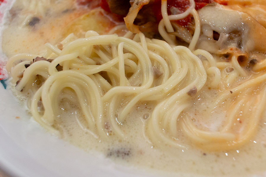 白いチーズラーメン（太陽のトマト麺 上野広小路）