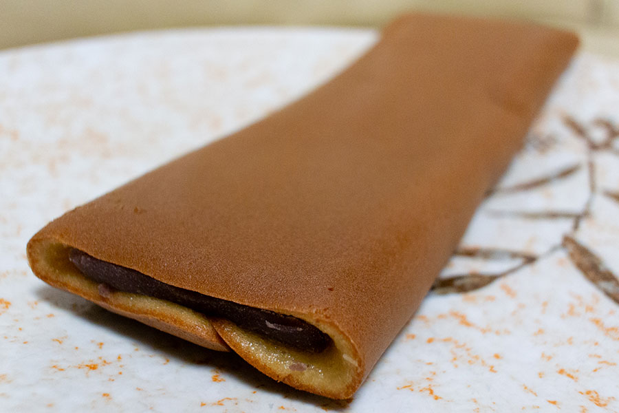 津和野銘菓 源氏巻（外箱と個包装）