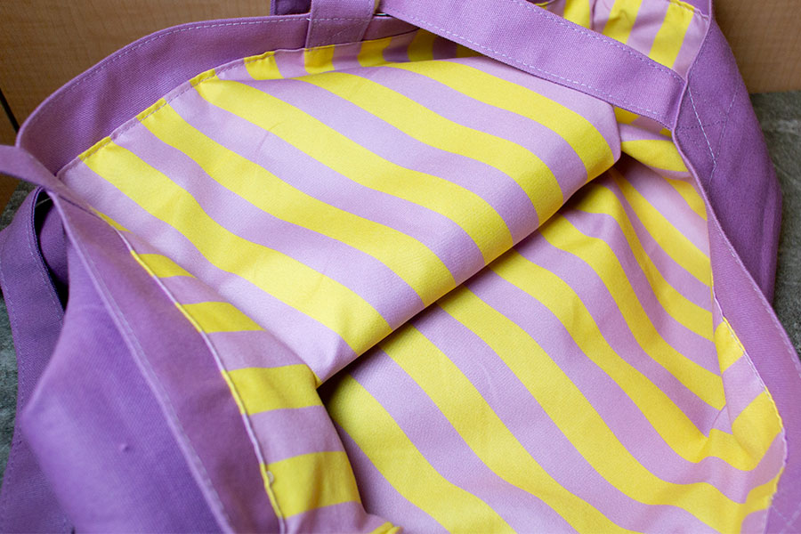 くっきー！架空の国のおみやげ屋 トートバッグ