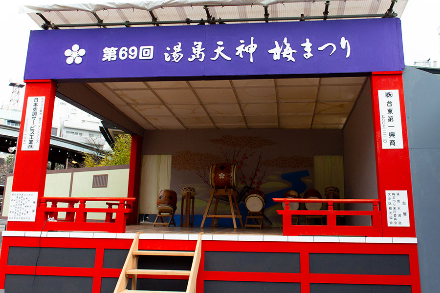 湯島天神(湯島天満宮) 梅まつりの奉納演芸