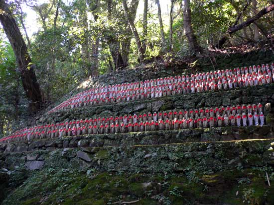 書写山圓教寺 小さなお地蔵が沢山