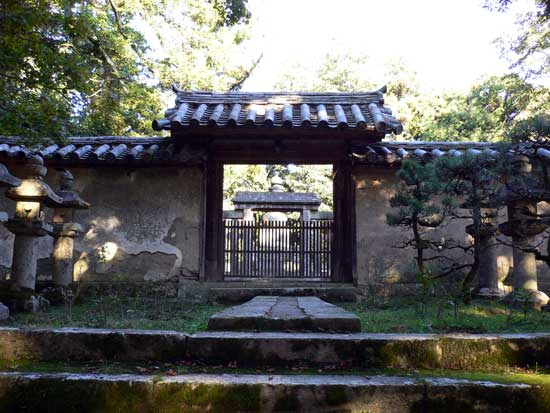 書写山圓教寺 松平直基の墓所