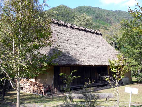 あさご芸術の森 県指定文化財 旧井上家住宅 表側