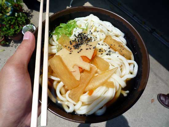 谷川のうどん