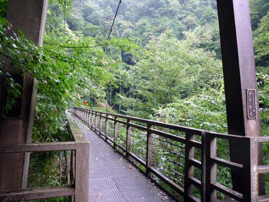 原不動滝へ向かう（兵庫県宍粟市）