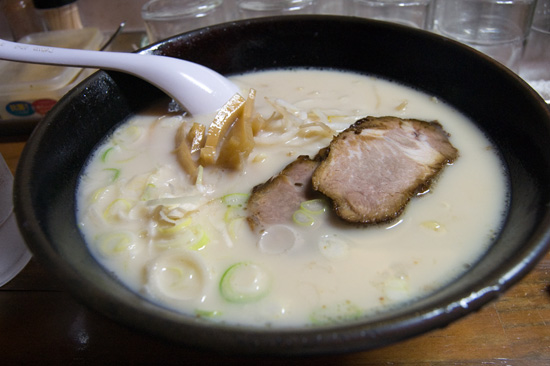 とんこつラーメン 金星