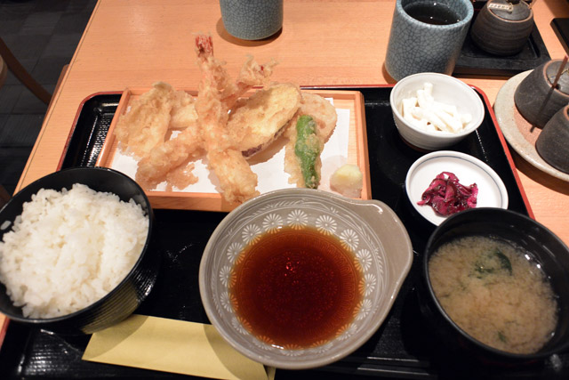 天ぷら けやき 東京駅キッチンストリート店 天ぷら定食